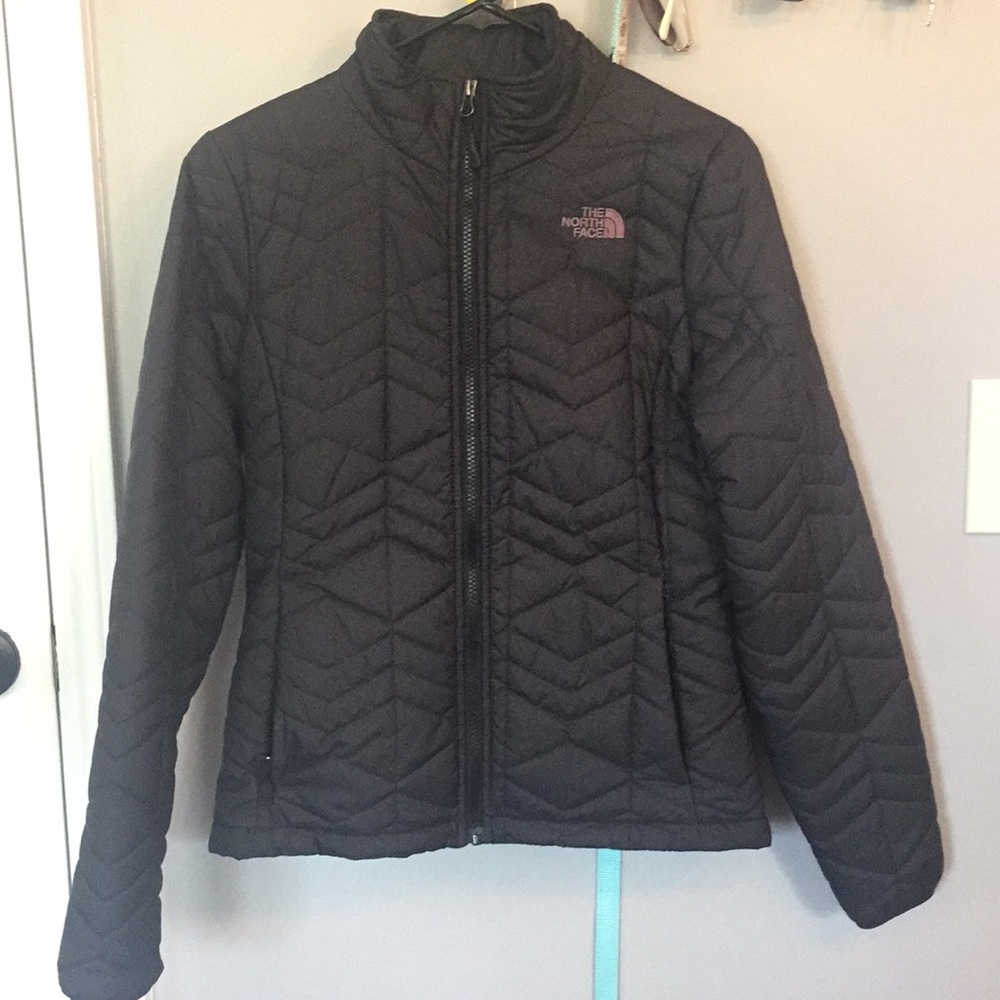 Women’s North Face jacket